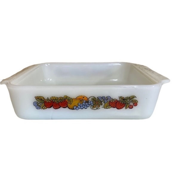 Anchor Hocking Fire King Casserole Dish 435 Harvest 8 in - Picture 1 of 15